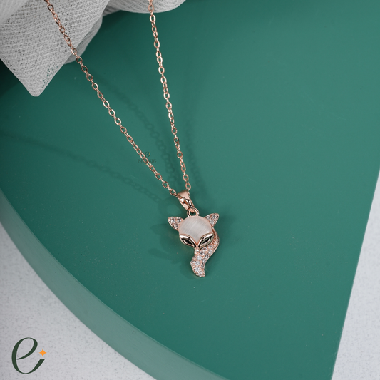 pearl fox diamond neckless for women