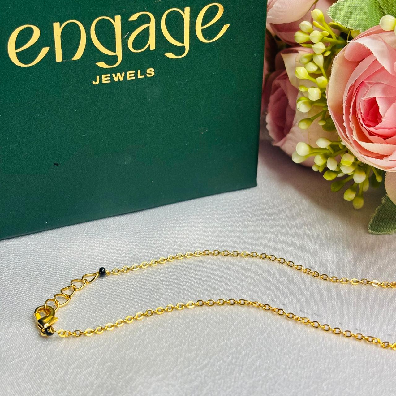 Square solitaire mangalsutra