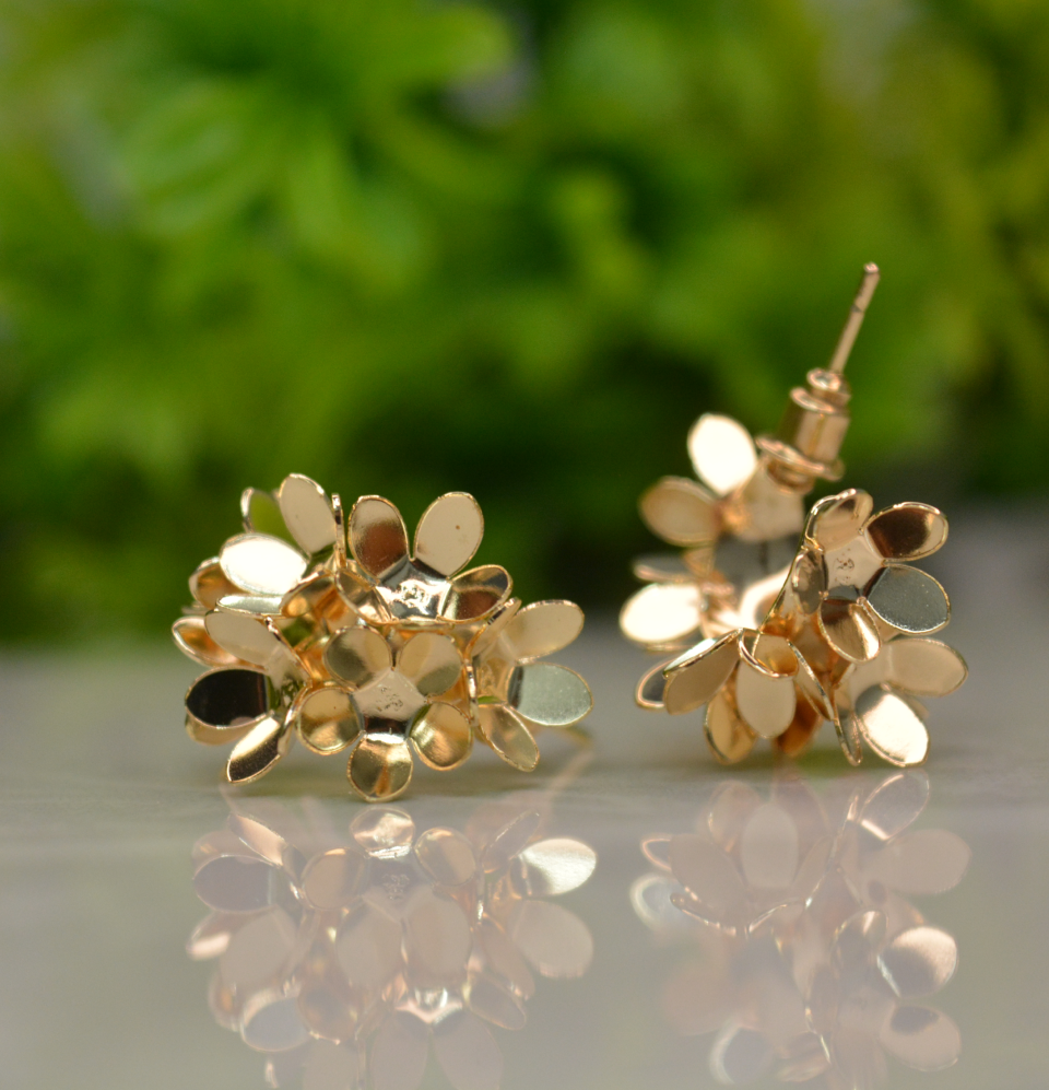 Floral Cluster chunky Earrings - Engage Jewels