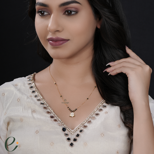 Trianglebond mangalsutra
