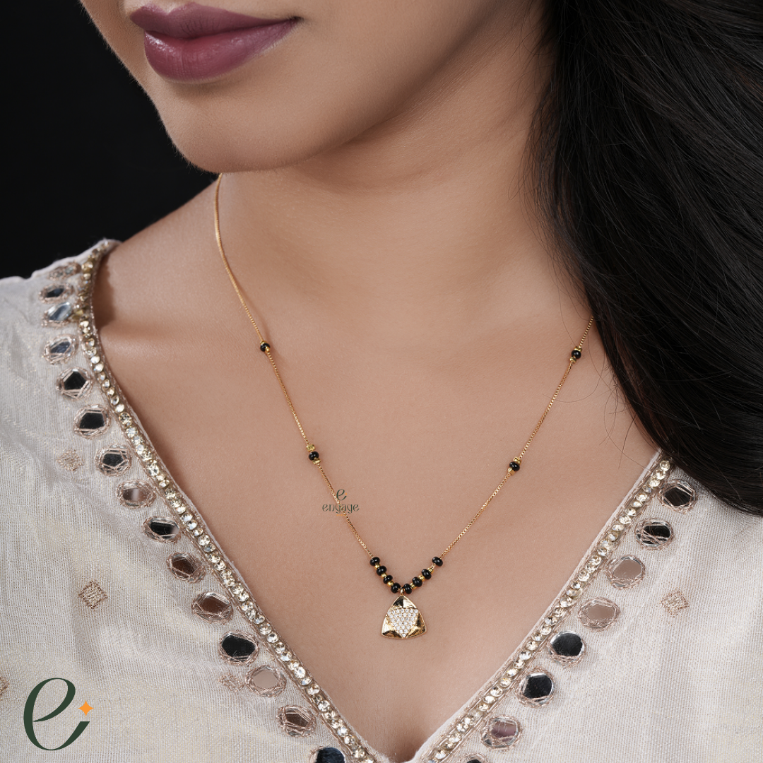 Trianglebond  Mangalsutra