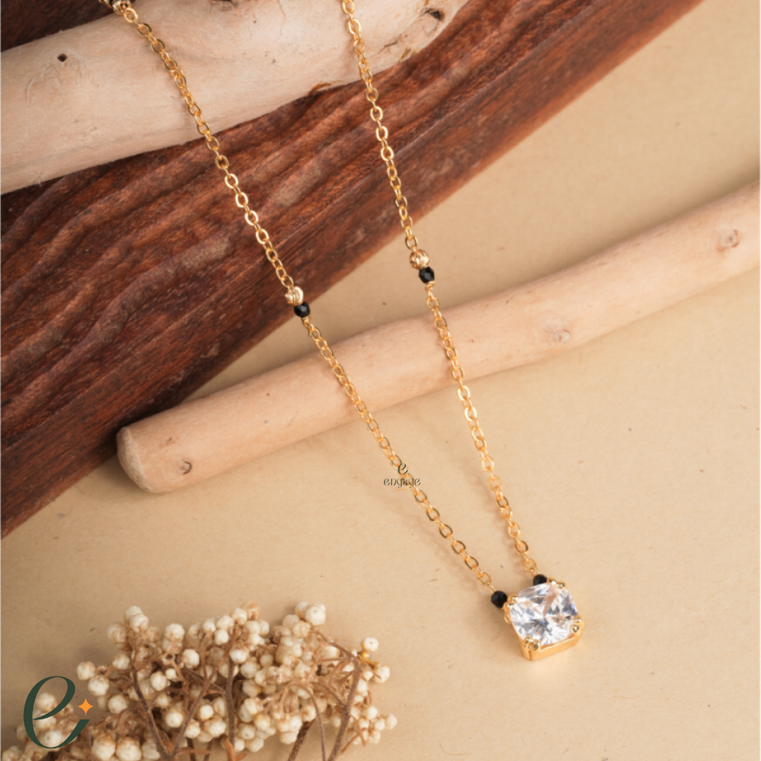 Square solitaire mangalsutra