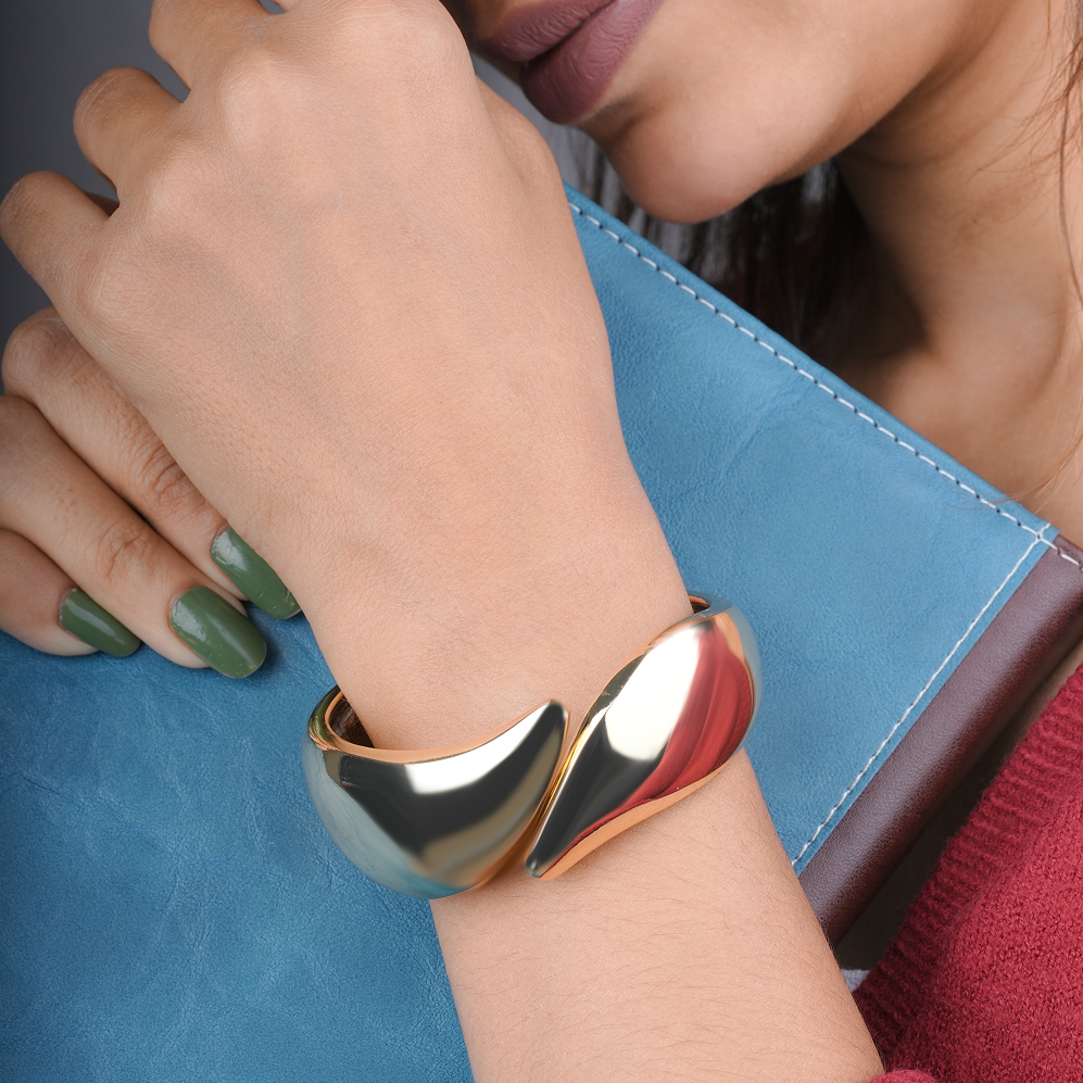 Twilight Gold Bracelet