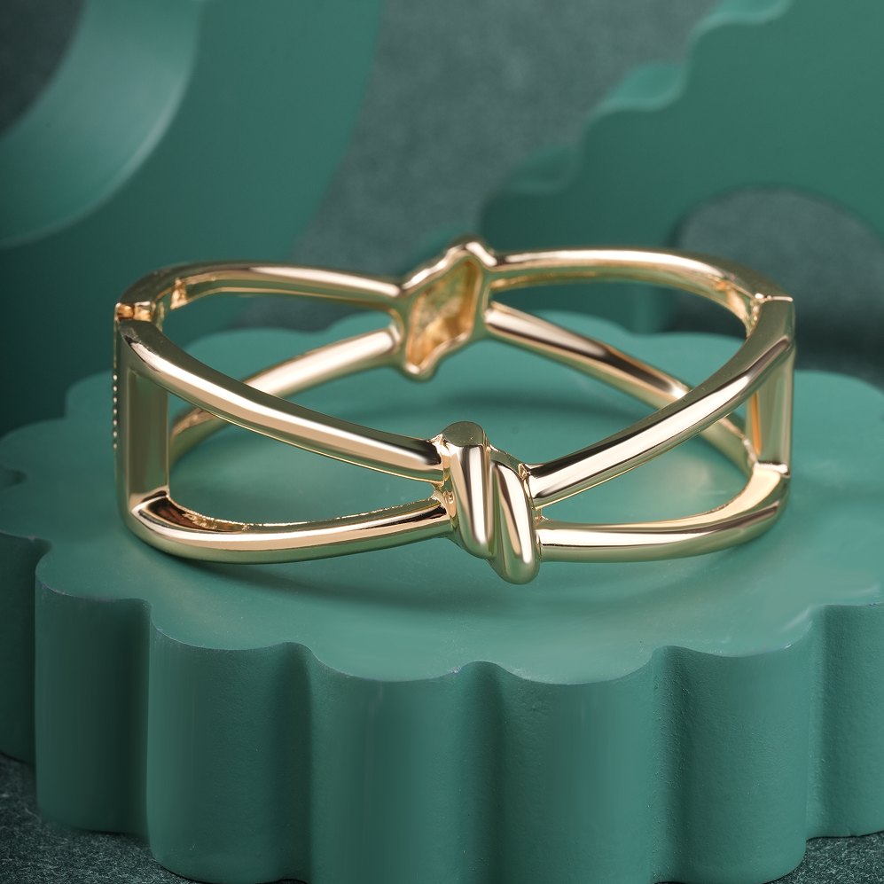 Knot Gold Bracelet