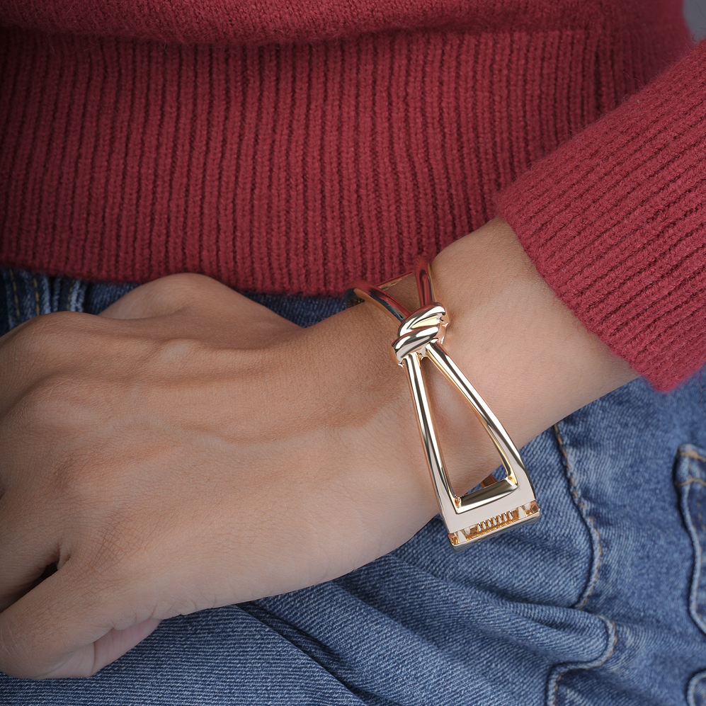 Knot Gold Bracelet