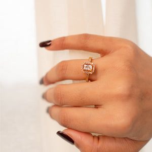 Emerald Adjustable Ring